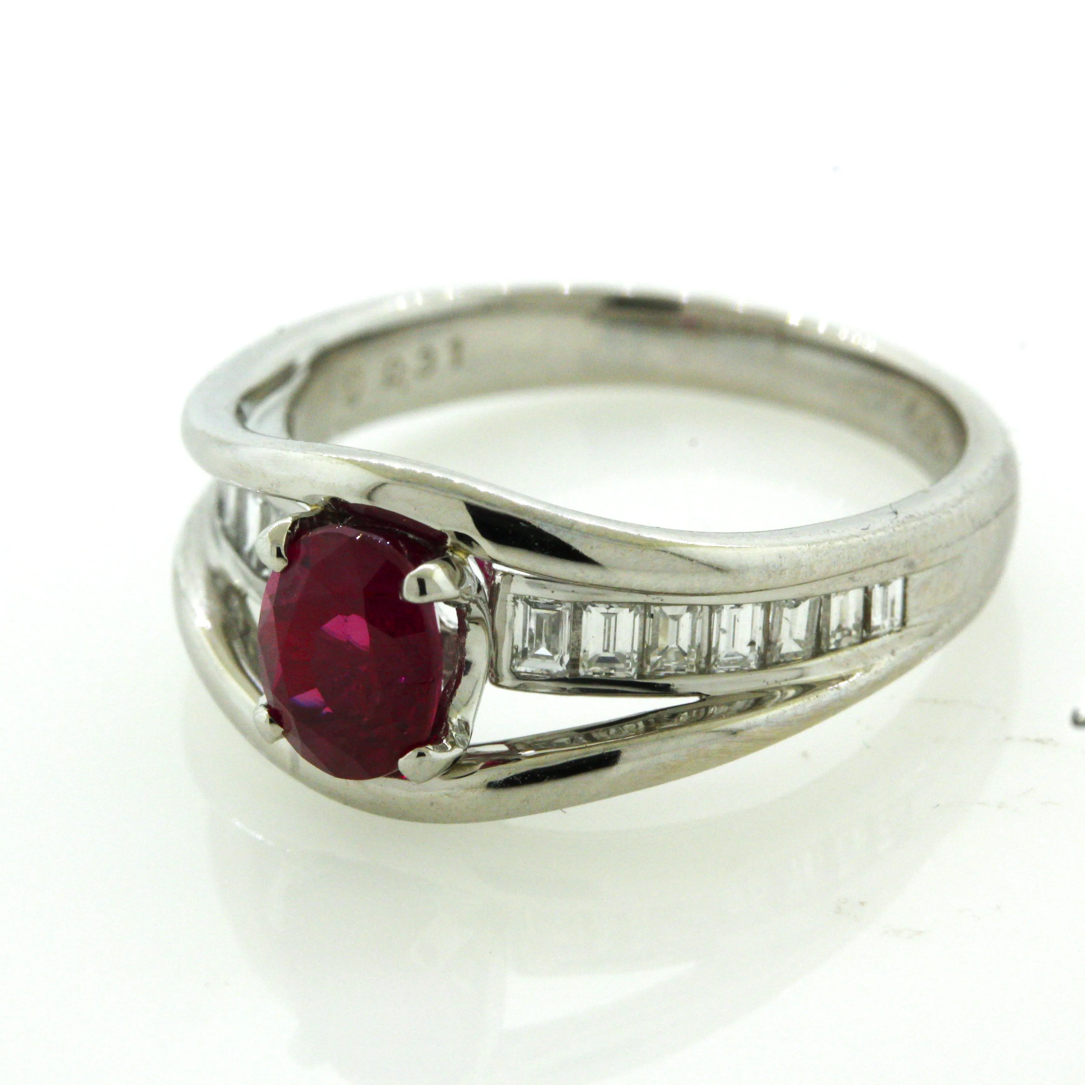 1.09 Carat Burmese Ruby Diamond Platinum Ring, GIA Certified