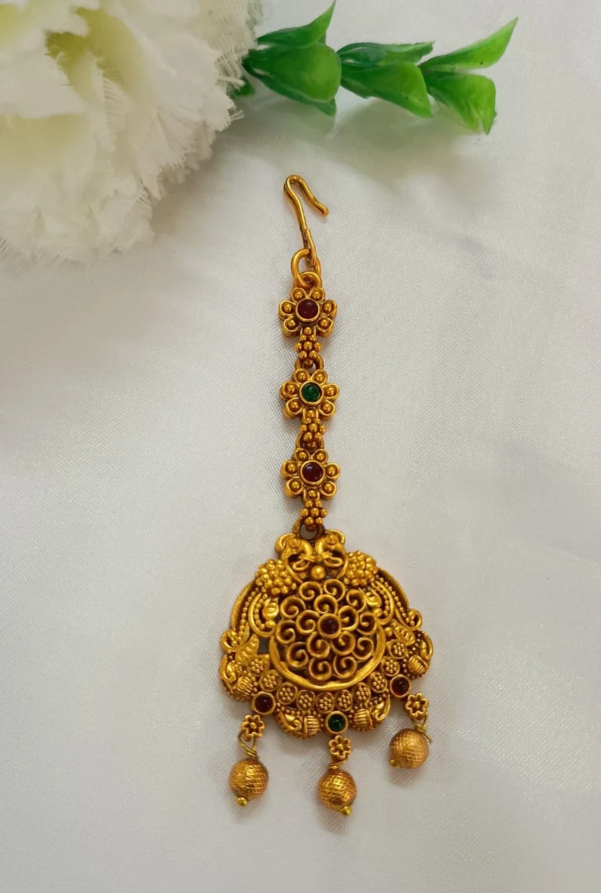 Attractive Gold Beautiful antique gold tikka