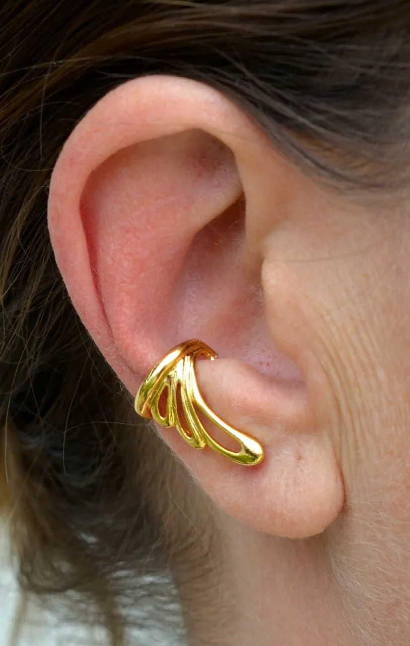 Ear Cuff Flowy Wing - Gold