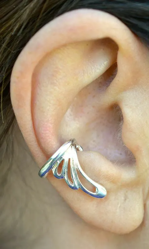 Ear Cuff Flowy Wing - Silver