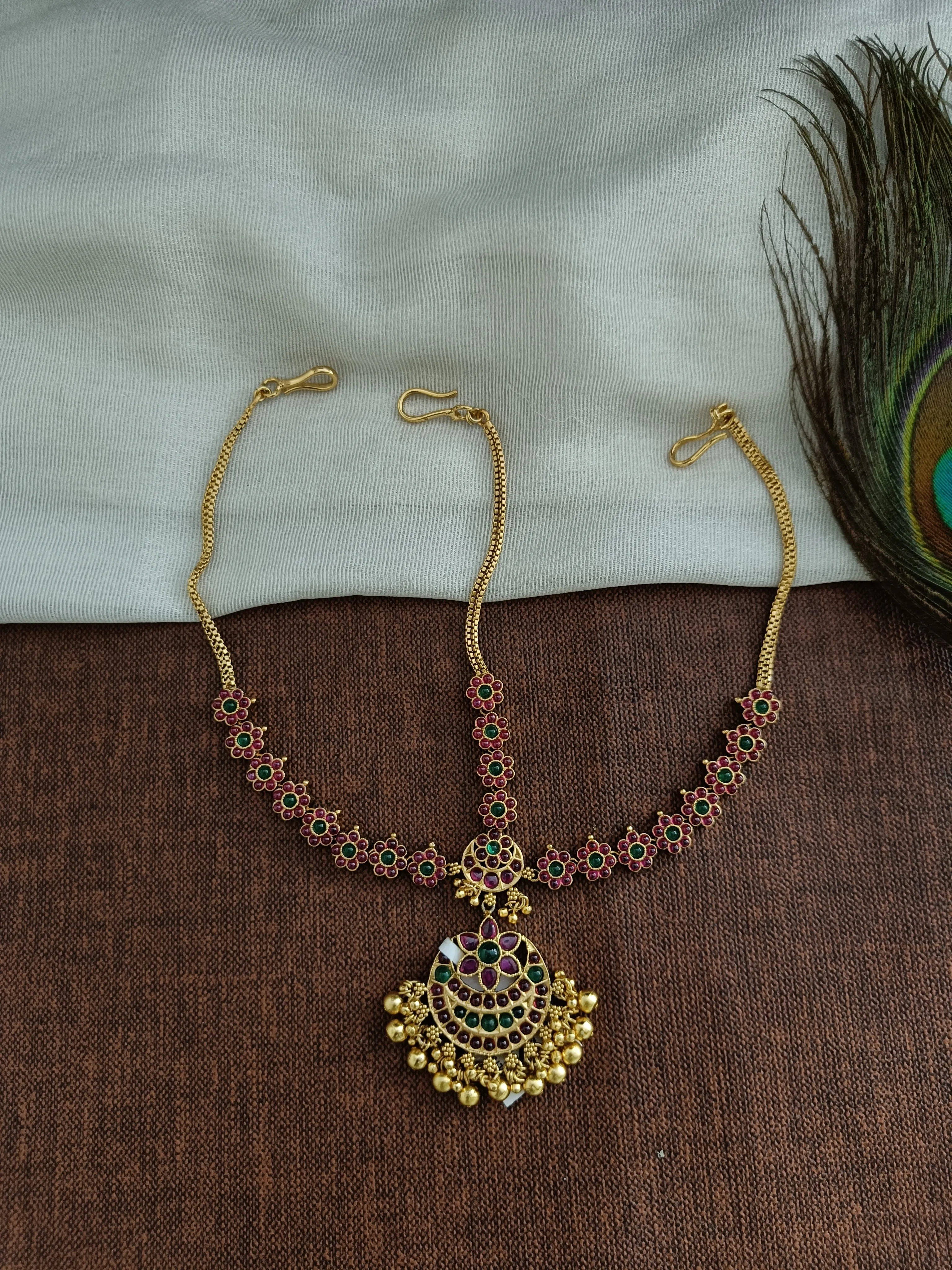 Elegant Antique Tikka Set for Indian Festivities