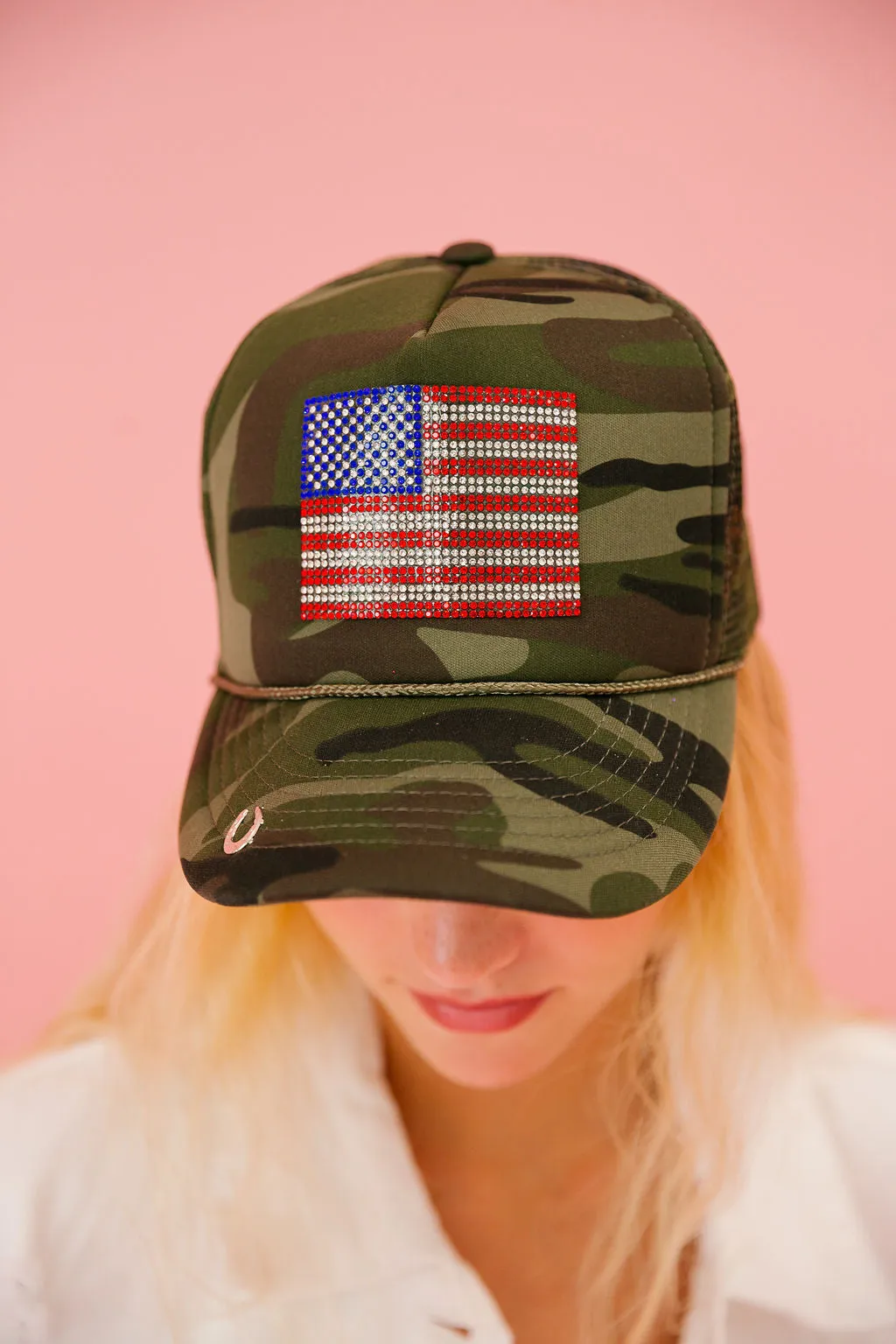 FLAG PATCH CAMO TRUCKER HAT