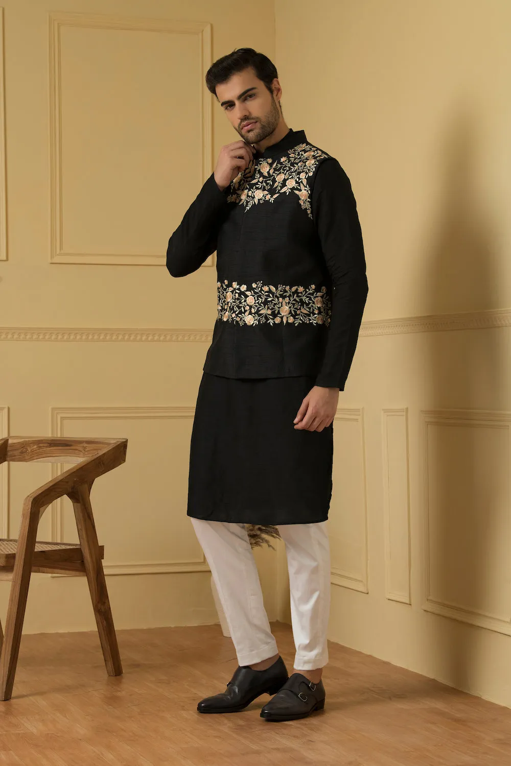 Men's Floral Embroidered Nehru Jacket - Hilo Design