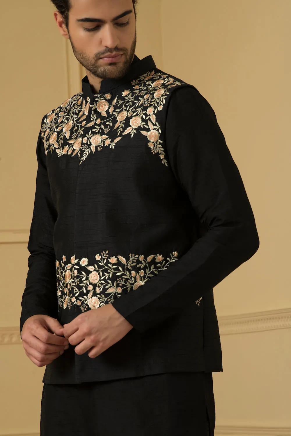 Men's Floral Embroidered Nehru Jacket - Hilo Design