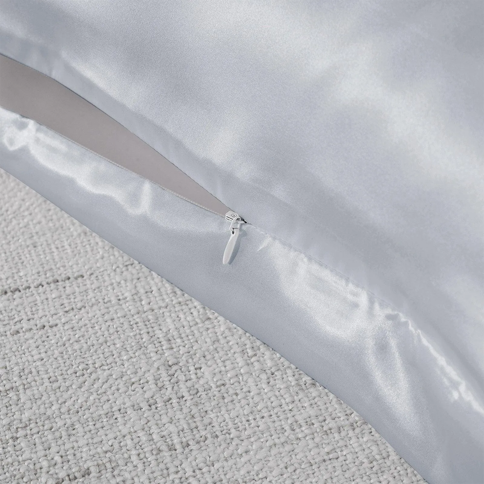 Royal Comfort Mulberry Soft Silk Hypoallergenic Pillowcase Twin Pack 51 x 76cm - Silver